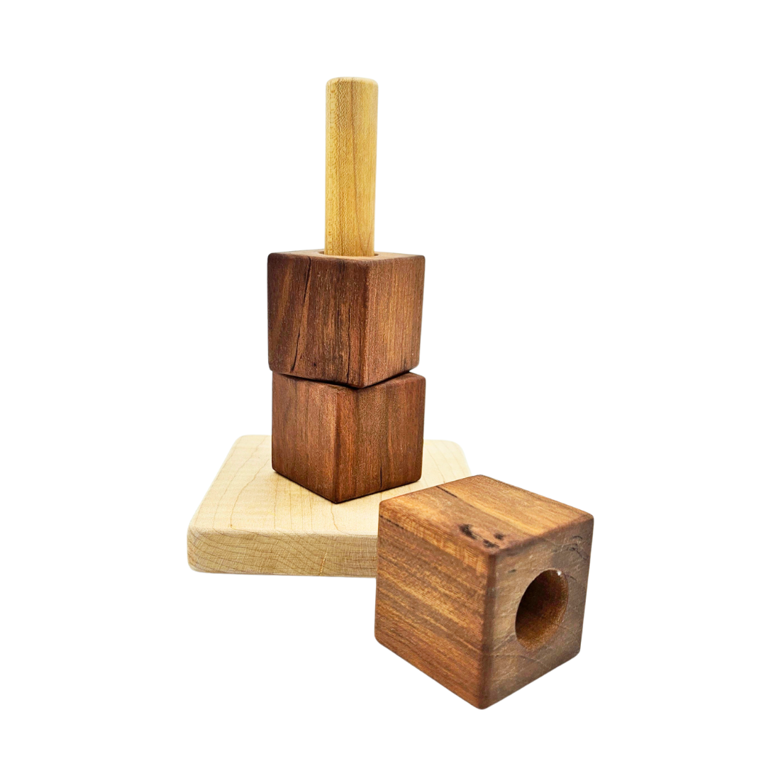 3 Cubes on Vertical Dowel - Natural